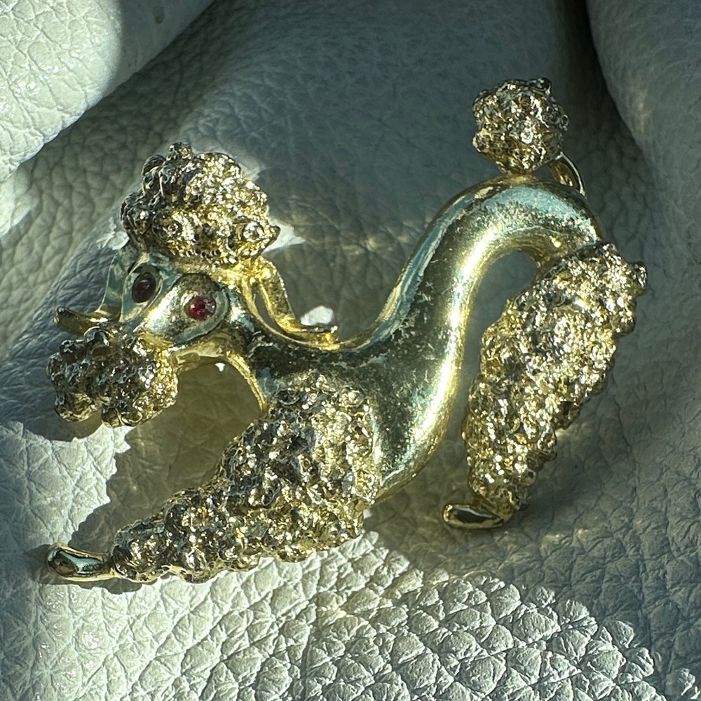 Gerry’s Vintage Poodle Gold Tone Red Rhinestone Brooch